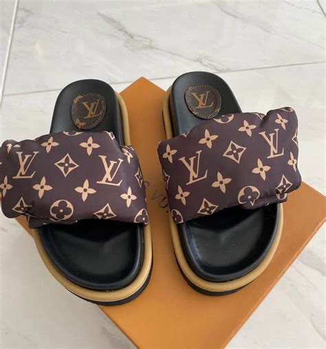 claquettes lv
